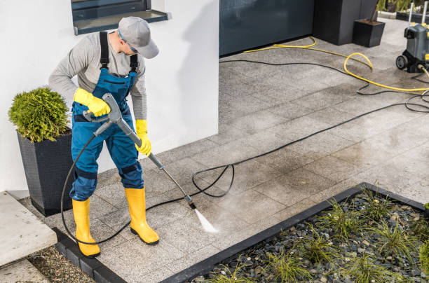 Best Commercial Building Pressure Washing  in Claremont, NH